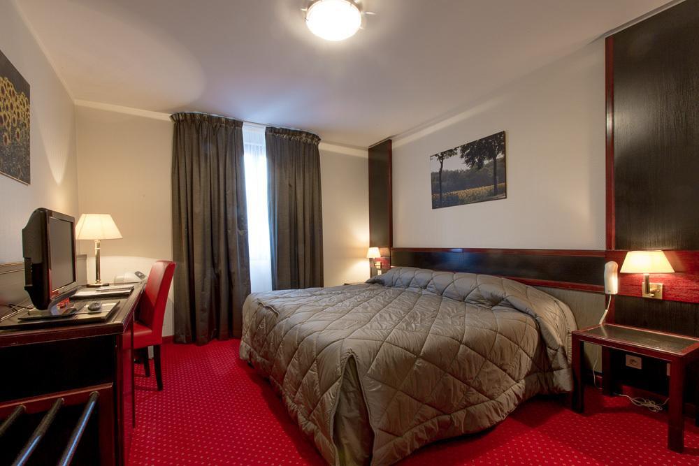 Hostellerie St Vincent Nuits-Saint-Georges Quarto foto